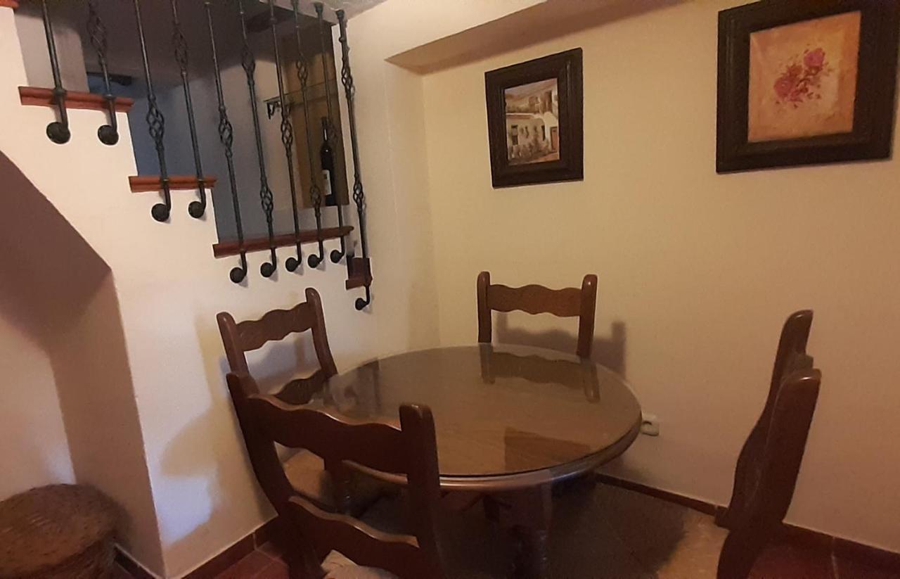 Casa Luciita: Agradable Con Chimenea, Patio Y Bbq. *